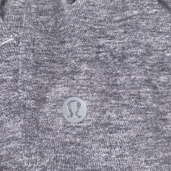 Lululemon Women’s Gray Spring Break Away Short size 4 - Picture 4 of 5
